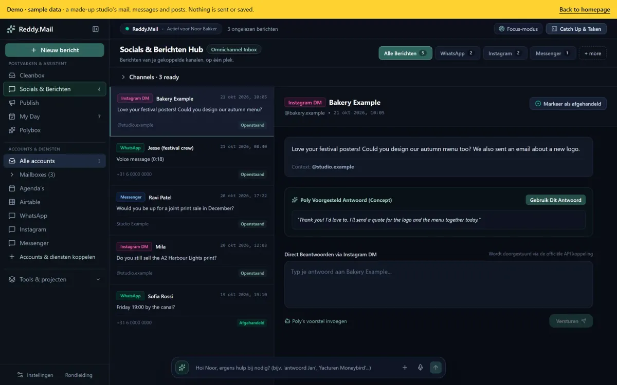 The Socials & Berichten hub: Instagram, WhatsApp and Messenger messages in one list, an Instagram message from a bakery opened, and a suggested reply above the reply box.